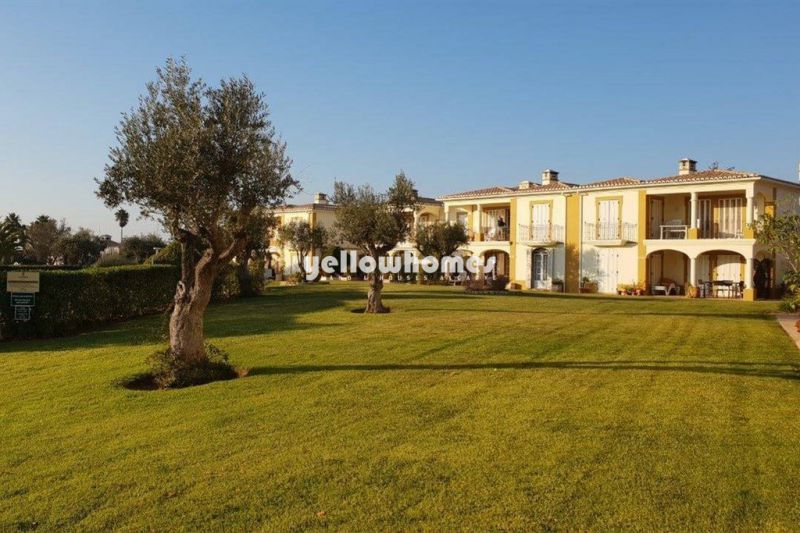 Maravilhoso apartamento T1 bum condomínio de golfe perto do Carvoeiro